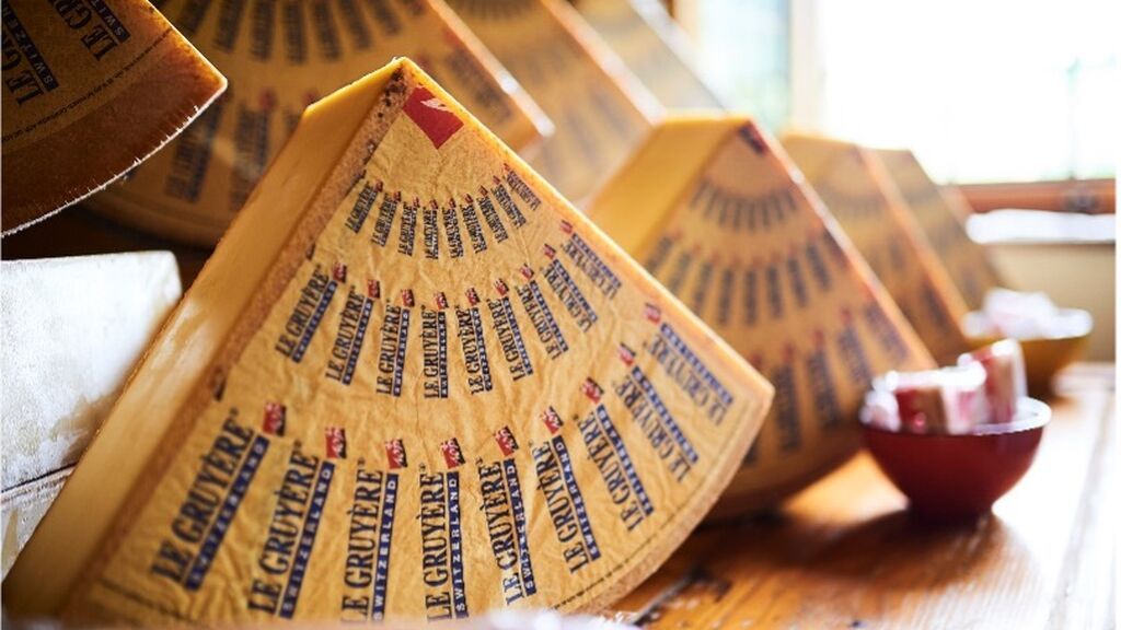 Le Gruyère AOP: qué tiene de especial este queso para haberse convertido en el mejor del mundo