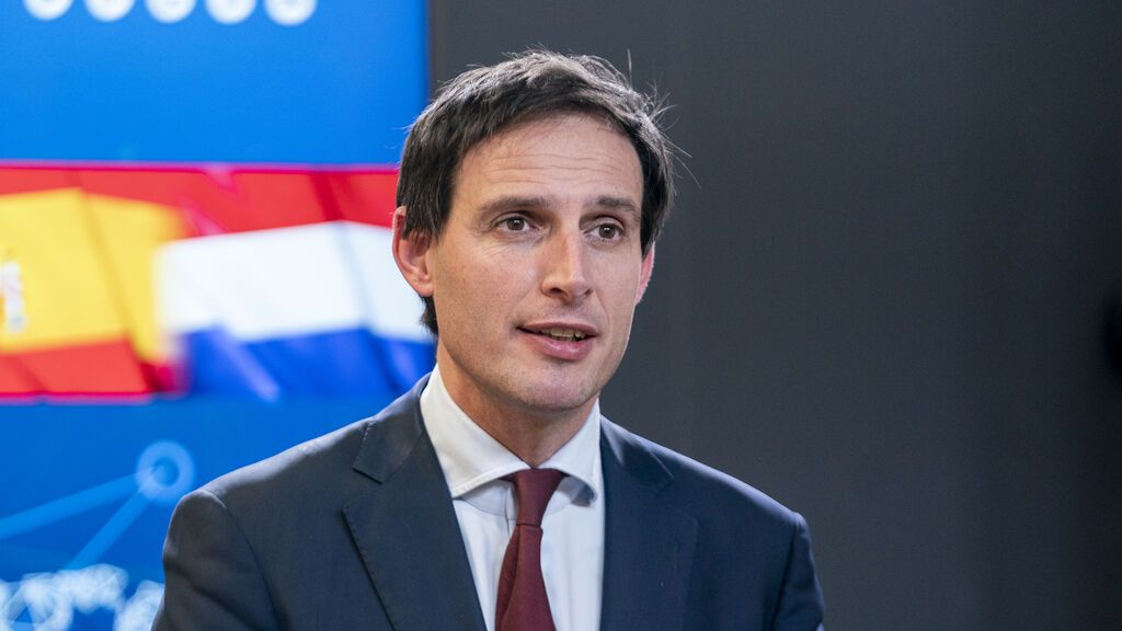 EuropaPress_4252613_ministro_asuntos_exteriores_paises_bajos_wopke_hoekstra_rueda_prensa