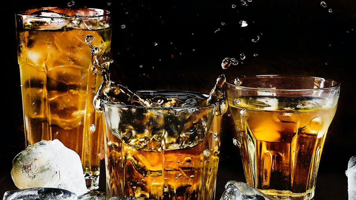 ¿Qué diferencia hay entre el whiskey, el whisky y el bourbon?
