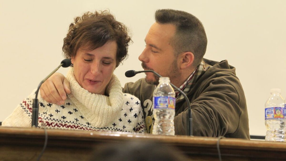 PACMA tacha de "vergonzosa" la condena Teresa Romero a pagar 2.100 euros tras el sacrificio de su perro Excálibur PACMA tacha de "vergonzosa" la condena Teresa Romero a pagar 2.100 euros tras el sacrificio de su perro Excálibur