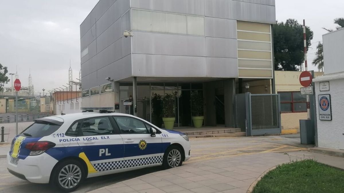 EuropaPress_4346881_policia_local_elche_alicante