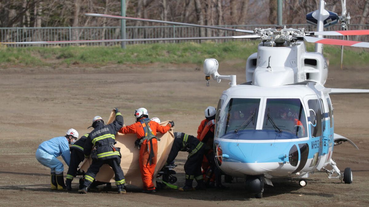 Confirmados diez muertos y 16 desaparecidos en el naufragio de un barco turístico en el norte de Japón Confirmados diez muertos y 16 desaparecidos en el naufragio de un barco turístico en el norte de Japón