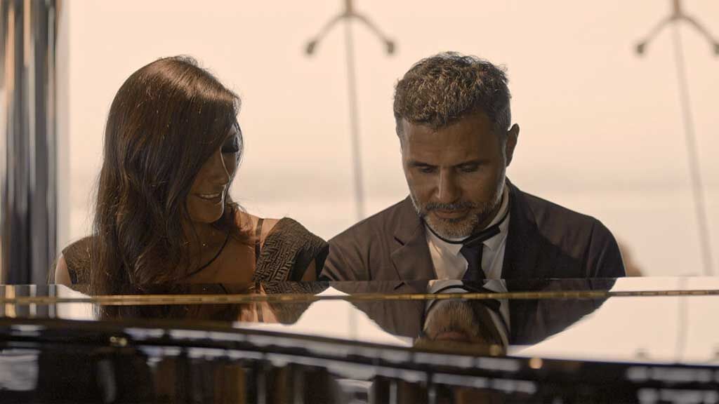 Patricia y Giuseppe se enamoran tocando el piano en ‘First Dates Crucero’: “Me he sentido mujer”