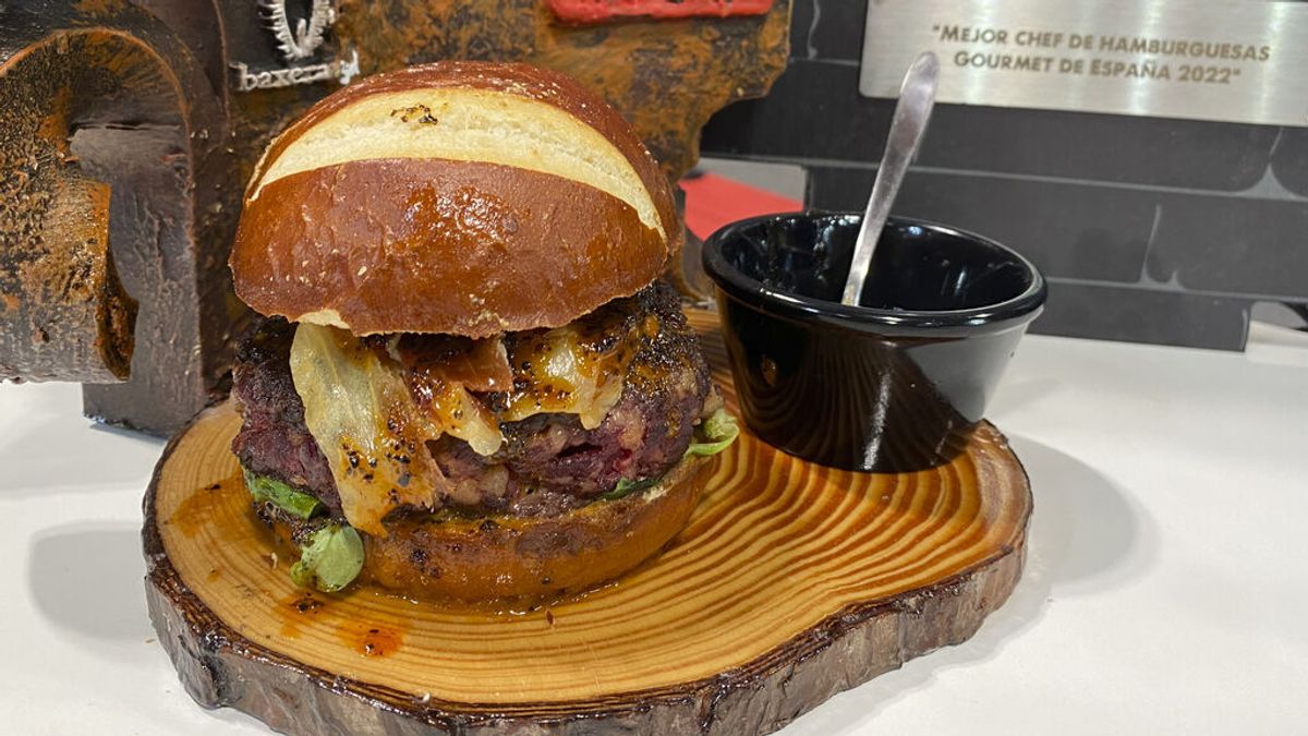 La mejor hamburguesa de España está en Bilbao y es de Mikel Galán, ganador del Burger Combat 2022 La mejor hamburguesa de España está en Bilbao y es de Mikel Galán, ganador del Burger Combat 2022