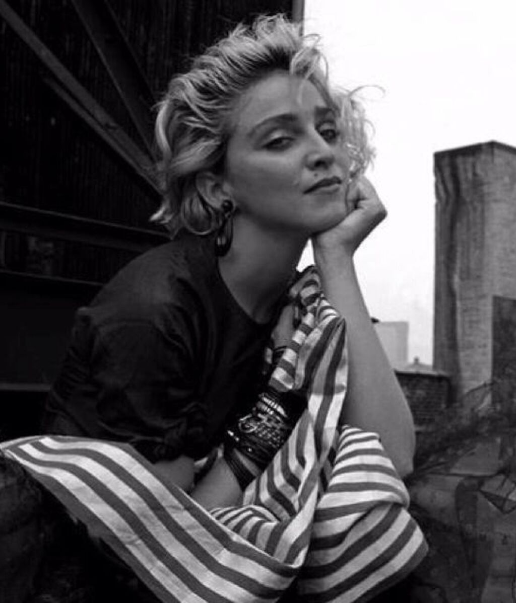 Madonna lanzó su primer single en 1982.