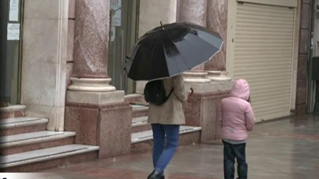 Tormentas, lluvias con barro, calima y más frío del habitual: llega una borrasca a España