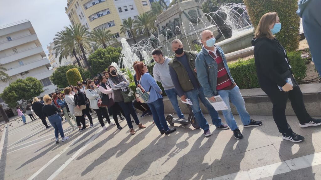Autobús del empleo en Cádiz