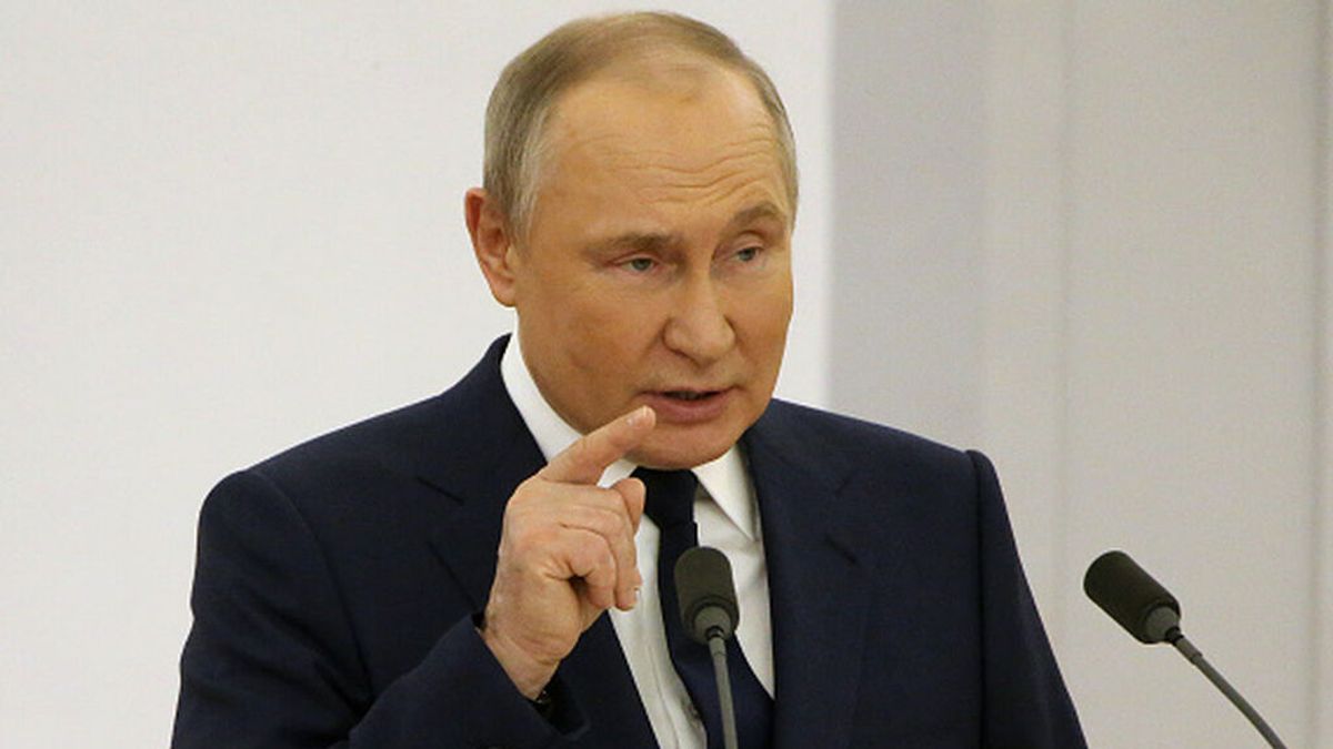 Putin:"los planes para estrangular la economía rusa han fracasado" Putin:"los planes para estrangular la economía rusa han fracasado"
