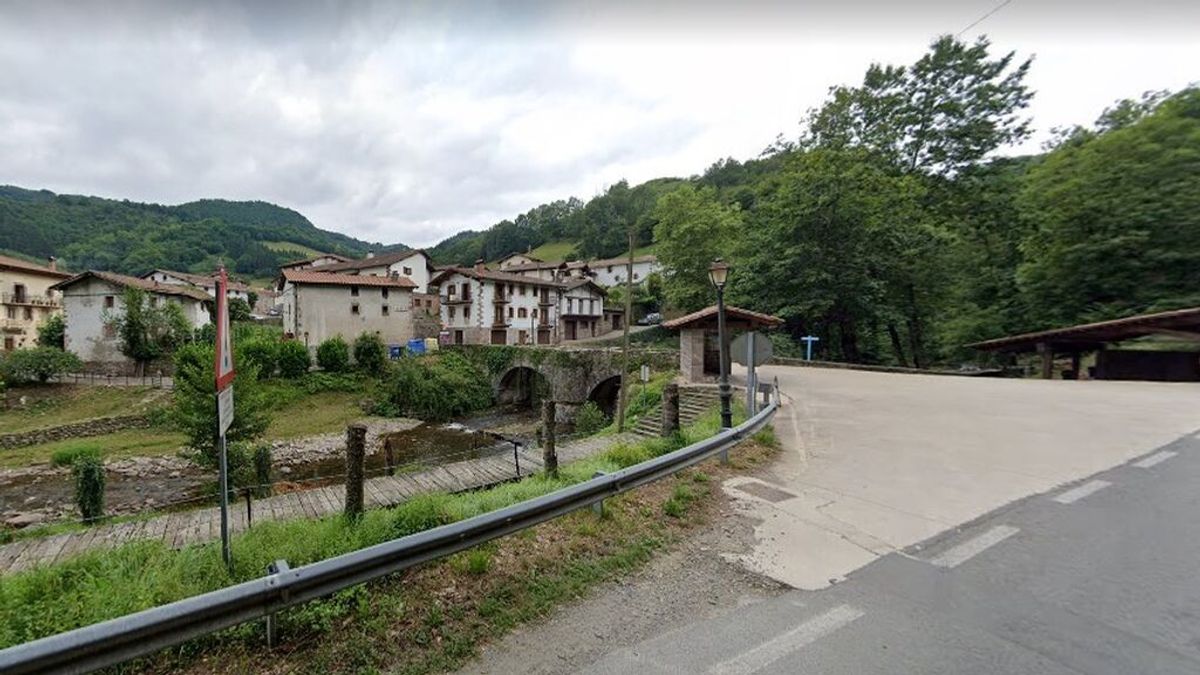 Encuentran muerto en un barranco a un motorista de 48 años, vecino de Hondarribia Encuentran muerto en un barranco a un motorista de 48 años, vecino de Hondarribia