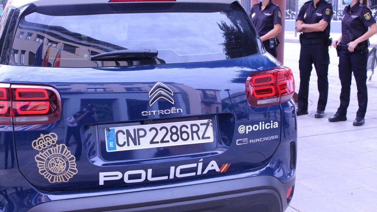 Detenido en Valencia por robarle a su hijo el taxi en medio de una discusión por el préstamo con el que compró la licencia Detenido en Valencia por robarle a su hijo el taxi en medio de una discusión por el préstamo con el que compró la licencia