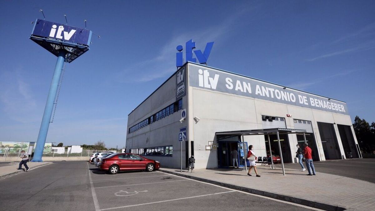 La Generalitat y las ITV acuerdan la creación de un grupo de trabajo para una reversión "amable" en 2023 La Generalitat y las ITV acuerdan la creación de un grupo de trabajo para una reversión "amable" en 2023