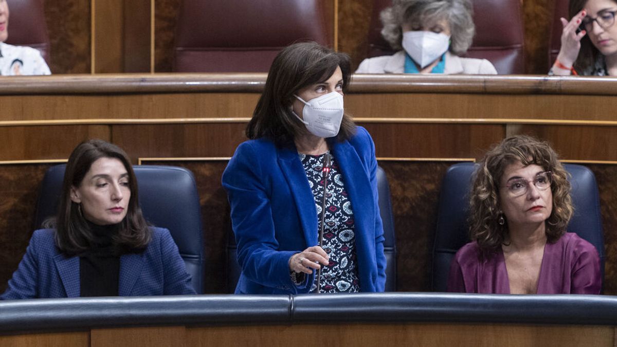 Robles, en la diana de los independentistas: ERC la acusa de "boicotear al Gobierno" y la ministra defiende que es "independiente" Robles, en la diana de los independentistas: ERC la acusa de "boicotear al Gobierno" y la ministra defiende que es "independiente"