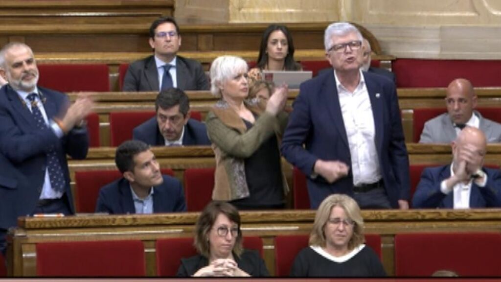 Laura Borràs expulsa a un diputado de Cs tras una bronca por el texto sobre el presunto espionaje