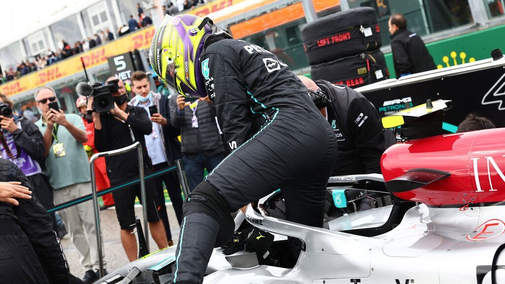 El 'porpoising' puede con Hamilton: el británico, incapaz de domar el Mercedes
