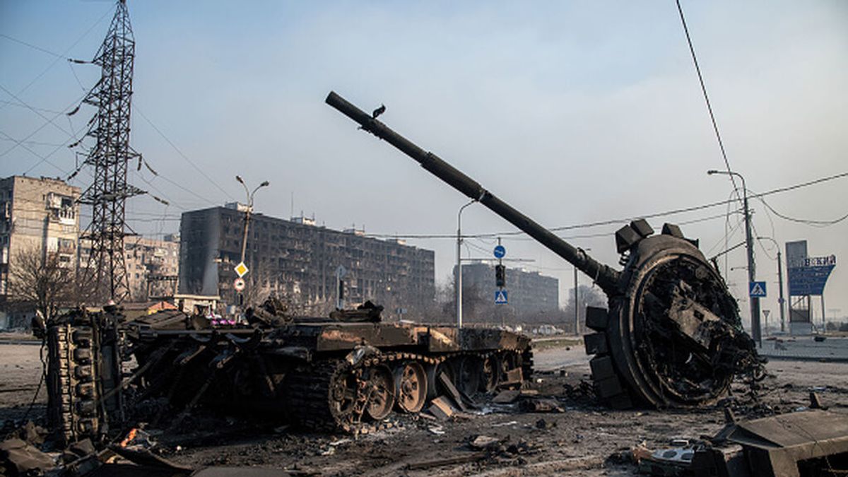 El defecto de los tanques rusos que le está complicando la guerra a Putin El defecto de los tanques rusos que le está complicando la guerra a Putin