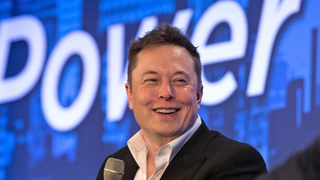 Cómo se hizo millonario Elon Musk