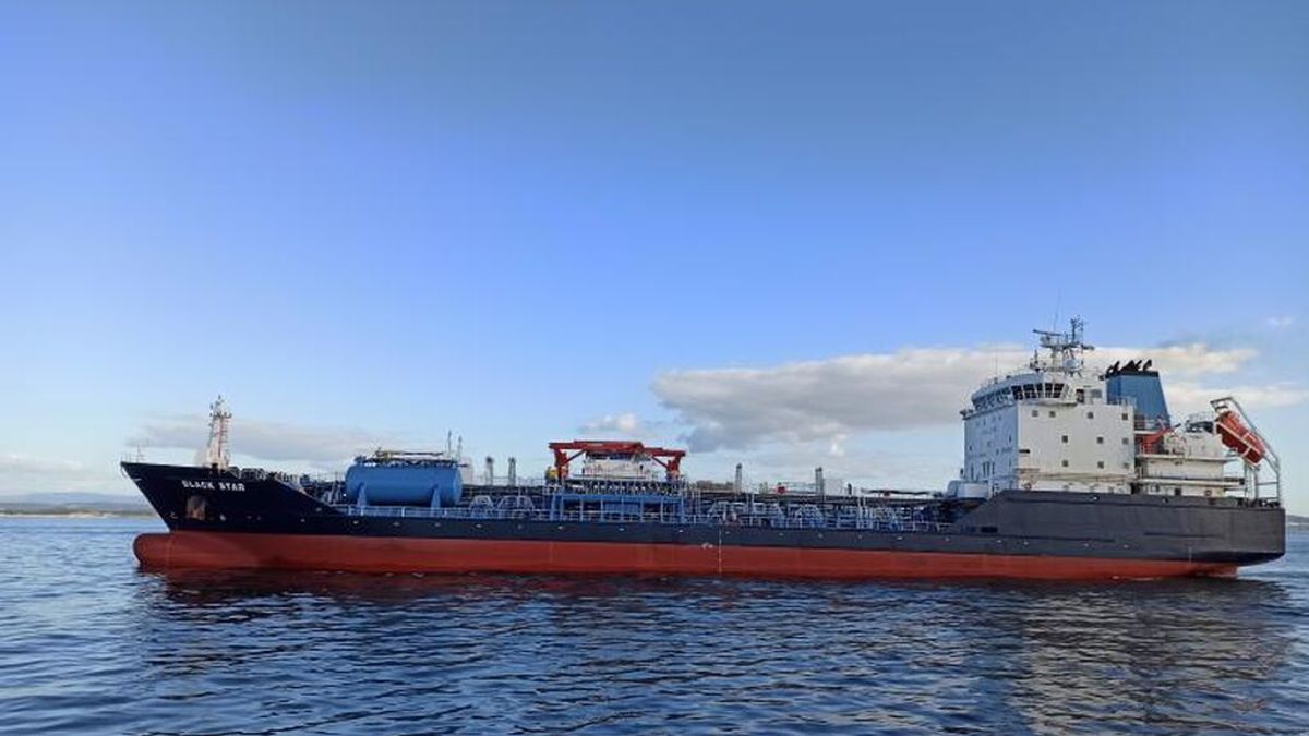 Capitanía de Barcelona prohíbe la llegada de un barco maltés con carga de un mercante ruso sancionado por la UE