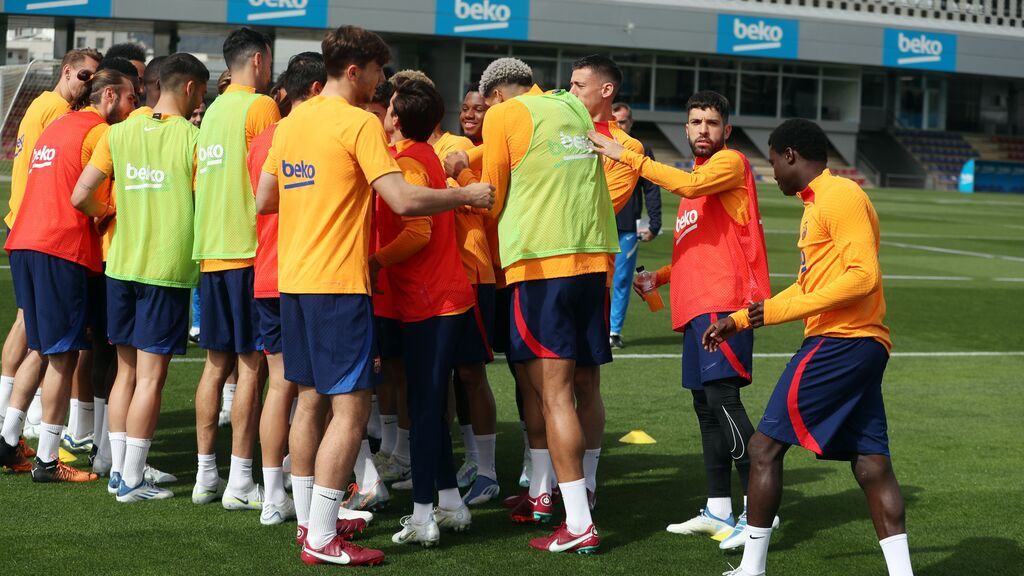 El Barça se conjura con una barbacoa en La Masía para conseguir el objetivo de la Champions