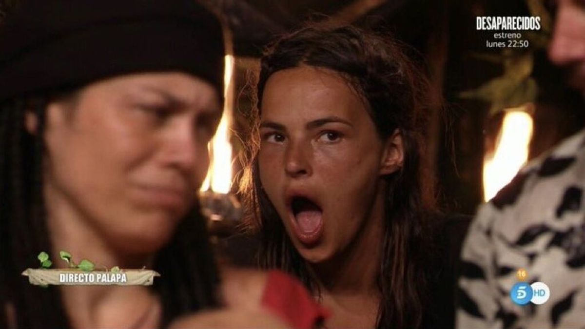 Marta Peñate, protagonista de los memes de la segunda gala de 'Supervivientes' con sus caras de sorpresa