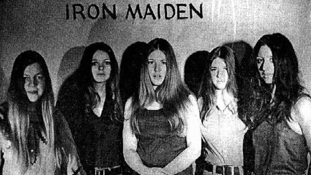 Las chicas de la banda Iron Maiden.