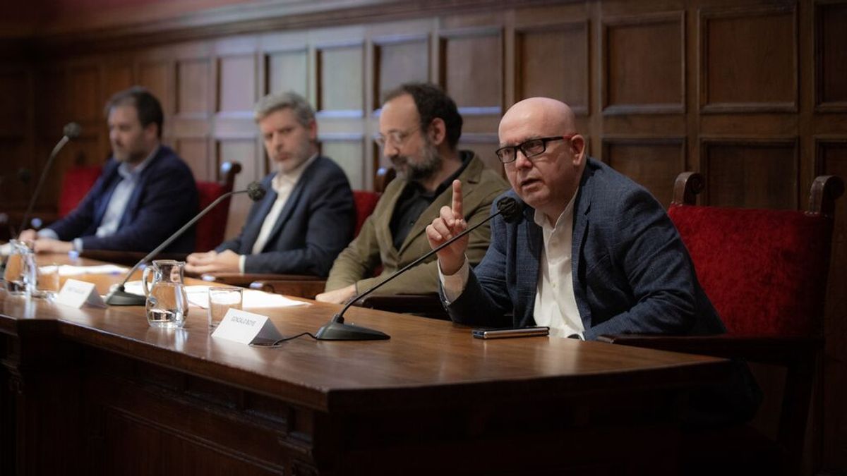 Afectados por el 'Catalan Gate' anuncian querellas contra la empresa israelí propietaria de Pegasus Afectados por el 'Catalan Gate' anuncian querellas contra la empresa israelí propietaria de Pegasus