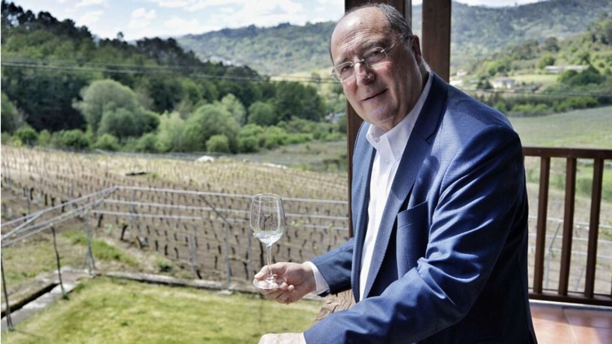 El empresario Carlos Moro compra la bodega del fallecido director de cine José Luis Cuerda El empresario Carlos Moro compra la bodega del fallecido director de cine José Luis Cuerda