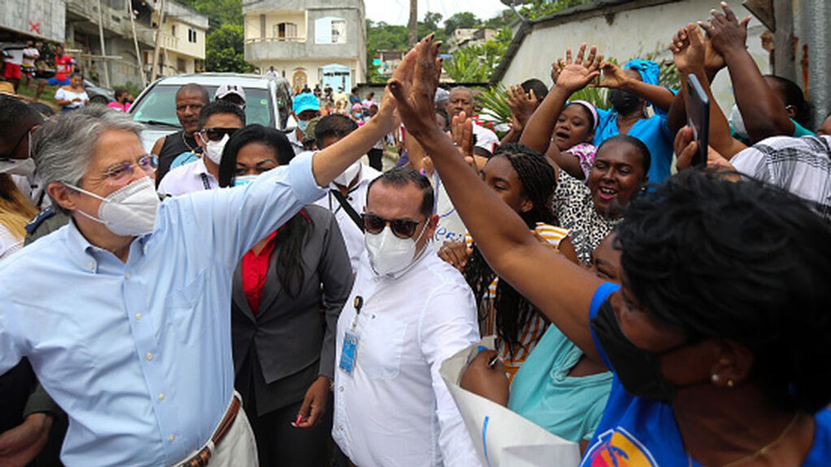 Ecuador: Presidente Lasso destituye a su gobierno tras la crisis de las cárceles Ecuador: Presidente Lasso destituye a su gobierno tras la crisis de las cárceles