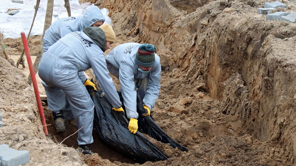 La Fiscalía de Ucrania imputa a 10 soldados rusos por abusos contra los derechos humanos en Bucha La Fiscalía de Ucrania imputa a 10 soldados rusos por abusos contra los derechos humanos en Bucha