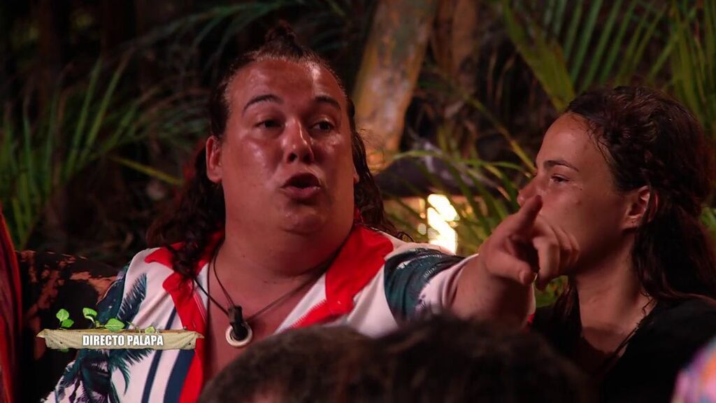 Kiko Matamoros y Desirée se gritan fuertemente en la palapa
