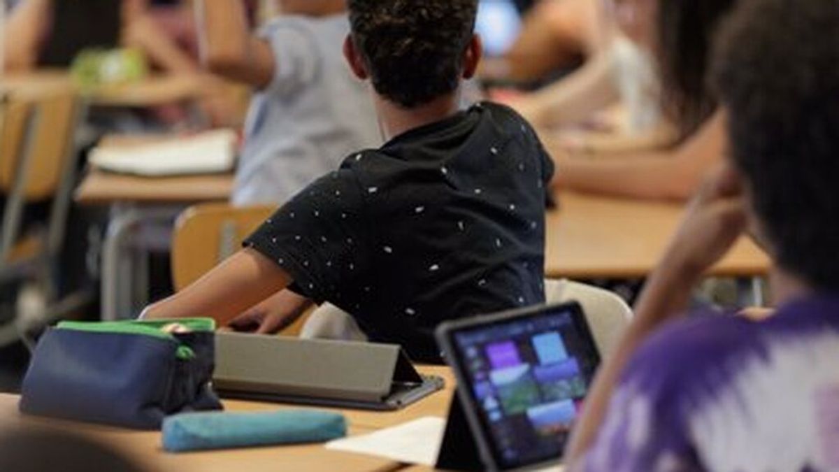 Todos los alumnos vascos desde 5º de primaria tendrán ordenador el próximo curso Todos los alumnos vascos desde 5º de primaria tendrán ordenador el próximo curso