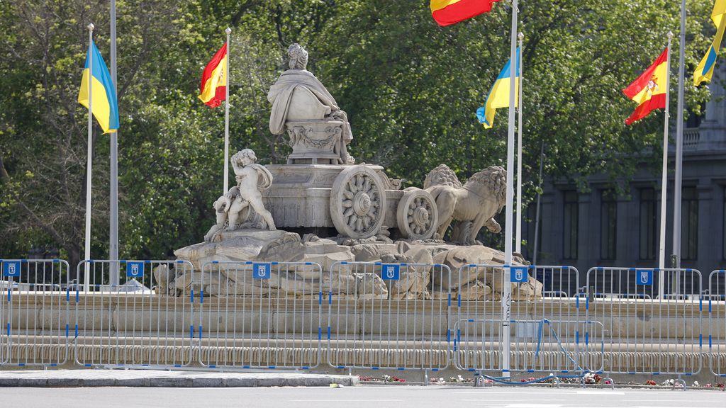 Los aficionados del Real Madrid celebran su título de Liga, en imágenes