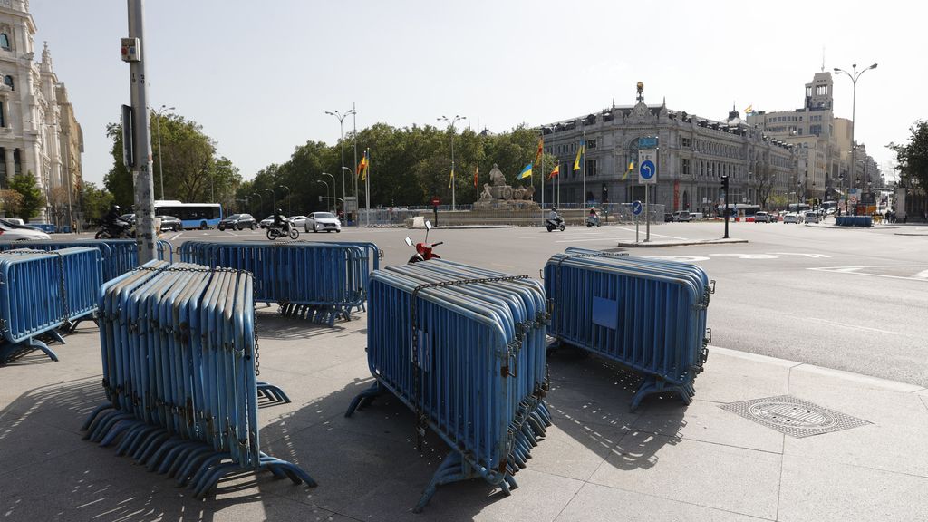 Los aficionados del Real Madrid celebran su título de Liga, en imágenes