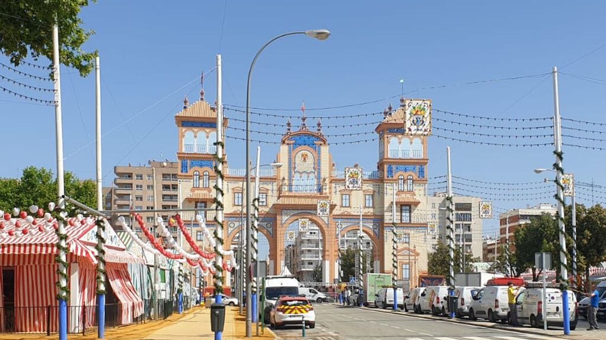Todo preparado para la inauguración de la Feria de Abril de Sevilla Todo preparado para la inauguración de la Feria de Abril de Sevilla