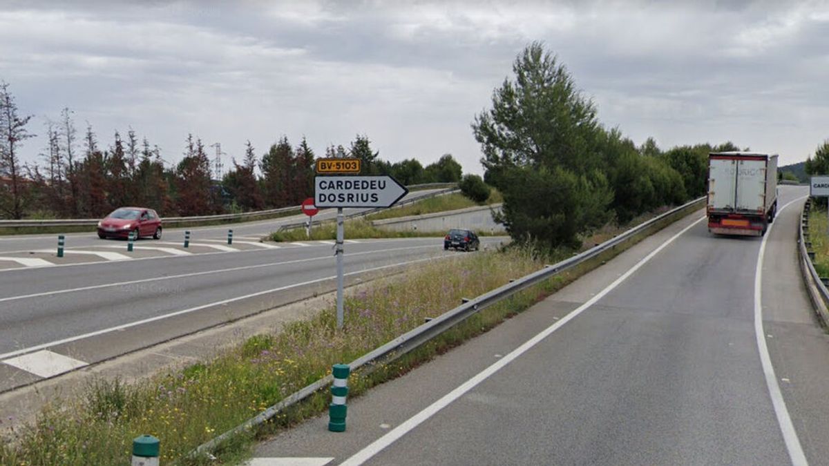 Mueren dos conductores en un choque frontal en Cardedeu, Barcelona Mueren dos conductores en un choque frontal en Cardedeu, Barcelona