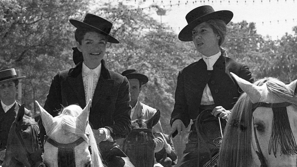 Jacqueline Kennedy en la Feria de Sevilla de 1966.