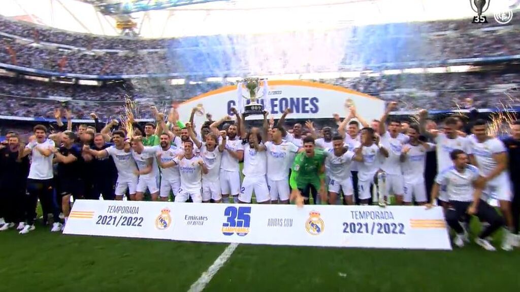 El Real Madrid gana su Liga número 35 con una goleada frente al Espanyol