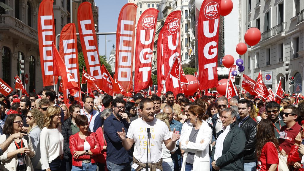 Arranca la manifestación del 1 de Mayo para pedir mejoras salariales, en imágenes