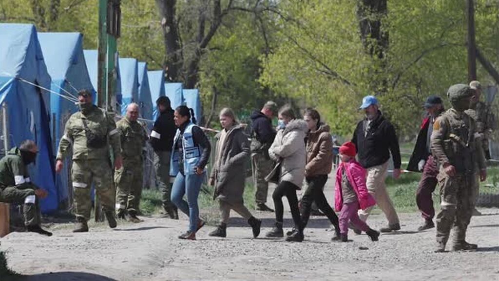 La ONU confirma una operación en marcha para evacuar a civiles de la acería de Mariúpol