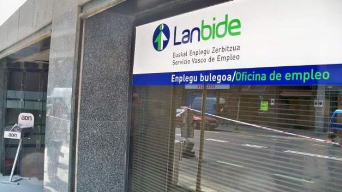 Detenido un hombre por estafar más de 200.000 euros en ayudas sociales en Elorrio Detenido un hombre por estafar más de 200.000 euros en ayudas sociales en Elorrio
