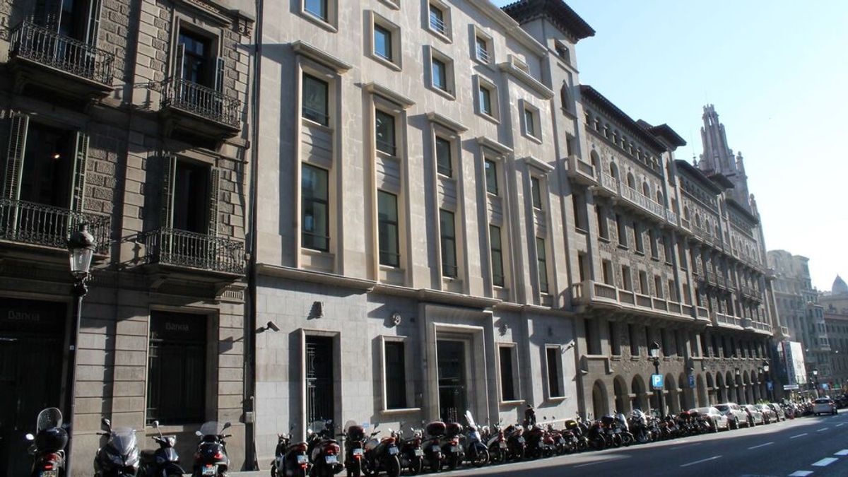 La Sindicatura de Cuentas abona casi 340.000 euros en trienos a cuatro exmiembros La Sindicatura de Cuentas abona casi 340.000 euros en trienos a cuatro exmiembros
