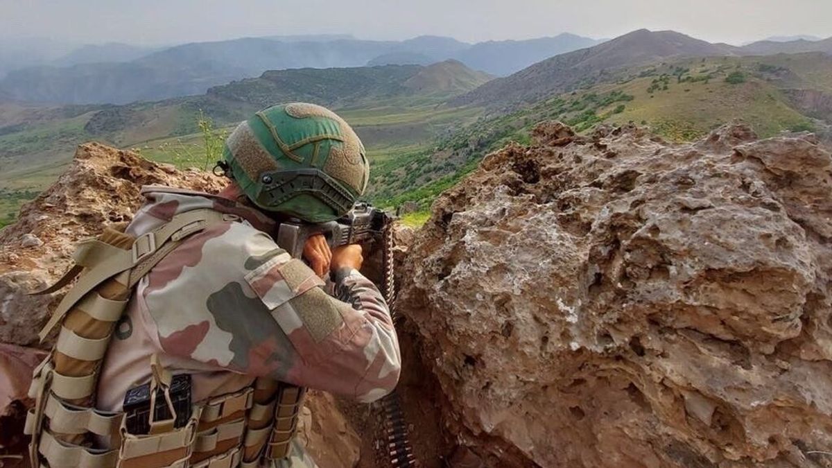 Al menos nueve soldados turcos muertos en operaciones especiales en Basûr y Bakur, Turquía Al menos nueve soldados turcos muertos en operaciones especiales en Basûr y Bakur, Turquía
