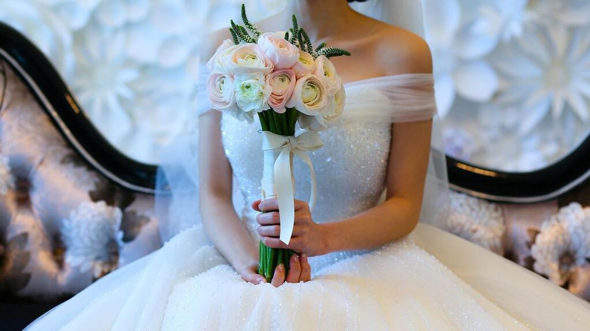 Condenada a devolver 1.090 euros por no cumplir con el diseño seleccionado para un vestido de novia