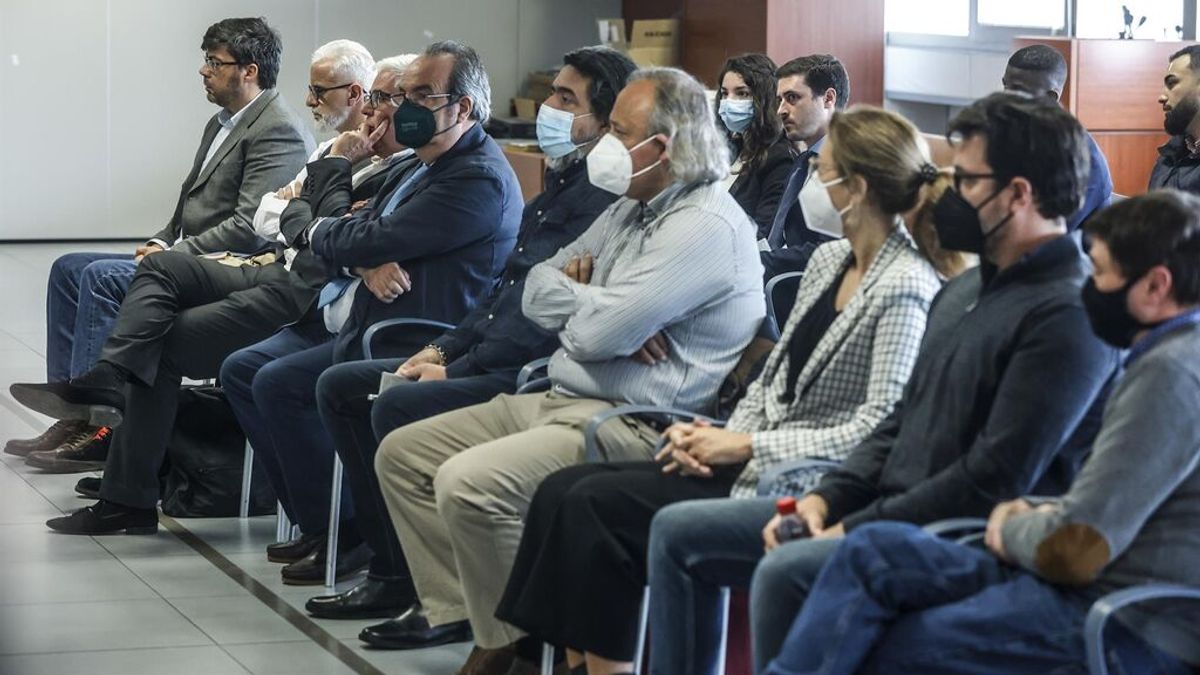 El testaferro del 'yonki del dinero' confirma el desvío de dinero público a través de una empresa 'pantalla' El testaferro del 'yonki del dinero' confirma el desvío de dinero público a través de una empresa 'pantalla'