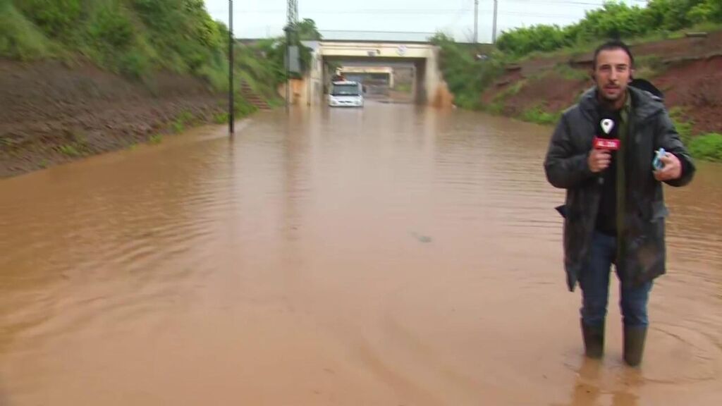 Un equipo de ‘Cuatro al día’ queda atrapado por las graves inundaciones en Castellón