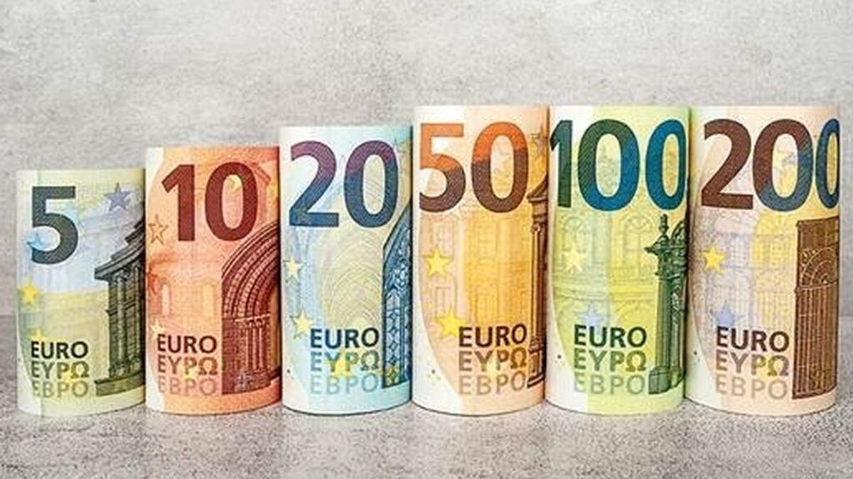 El crédito a las familias crece cerca de un 1% en marzo y el de las empresas, un 0,3% El crédito a las familias crece cerca de un 1% en marzo y el de las empresas, un 0,3%