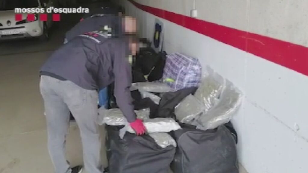 A prisión dos detenidos que transportaban grandes cantidades de droga por la AP-7
