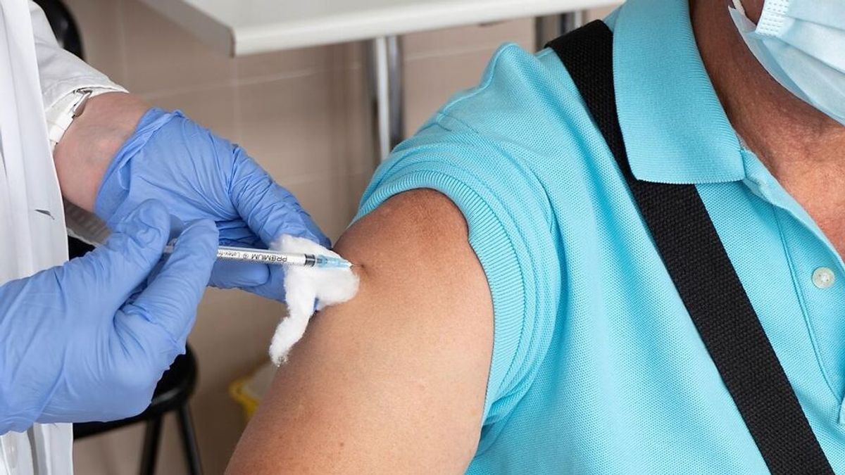 Los mayores de 80, los que más rechazaron vacunarse y adolescentes, los que menos Los mayores de 80, los que más rechazaron vacunarse y adolescentes, los que menos