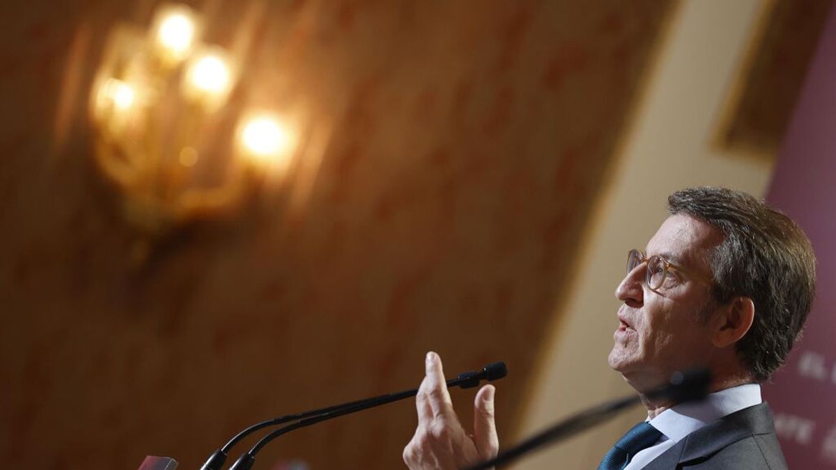 Feijóo cree que "lo lógico" sería convocar elecciones ante el "cierto caos" del Gobierno Feijóo cree que "lo lógico" sería convocar elecciones ante el "cierto caos" del Gobierno