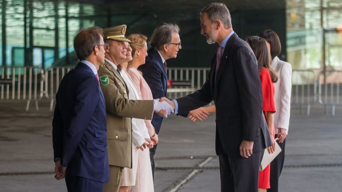 Los Reyes llegan a los Premios de Investigación en Barcelona y no les reciben Govern ni Ayuntamiento Los Reyes llegan a los Premios de Investigación en Barcelona y no les reciben Govern ni Ayuntamiento