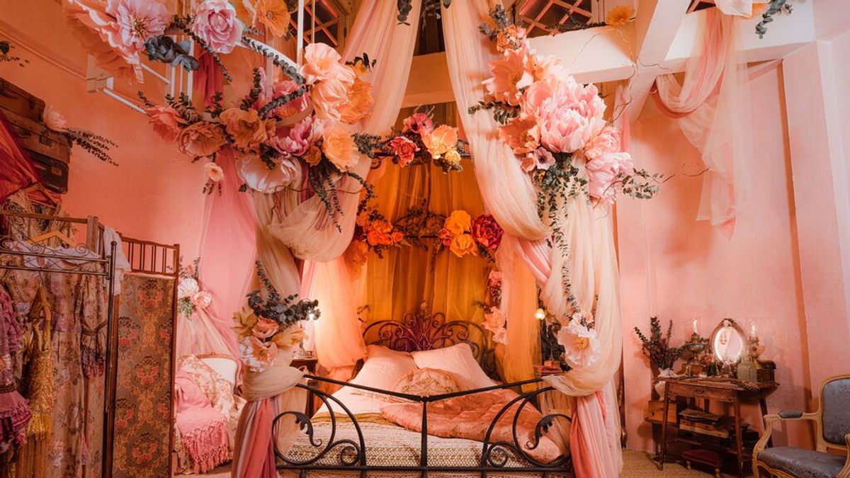 El Moulin Rouge de París, disponible para dormir una noche por tan solo un euro El Moulin Rouge de París, disponible para dormir una noche por tan solo un euro